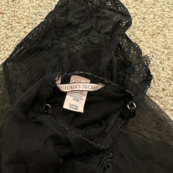 Victoria secret top - Picture 4 of 4